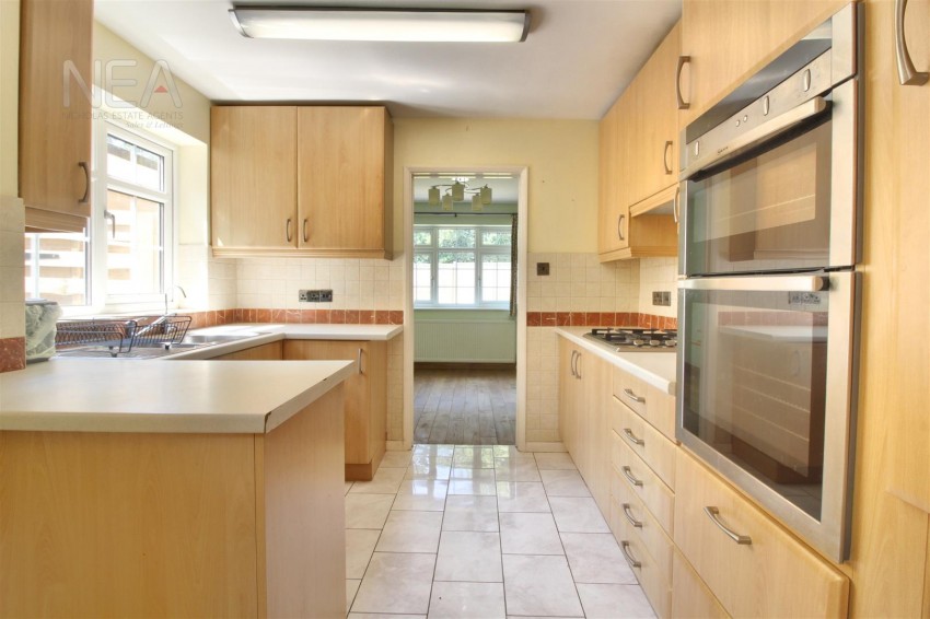 Images for Yarnton Close, Emmer Green, Reading