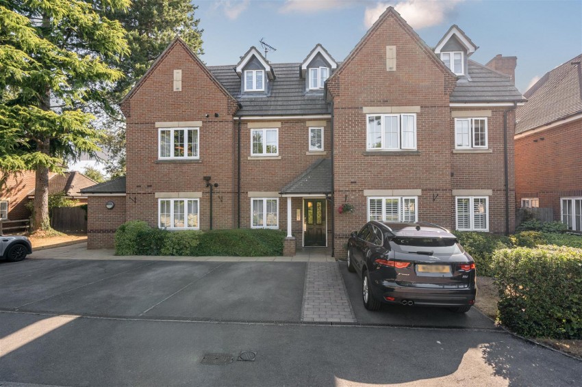 Images for George Close, Caversham, Reading