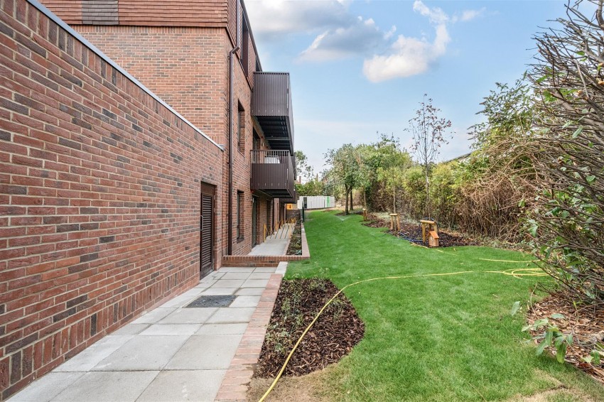 Images for Grovelands Road, Reading, Berkshire
