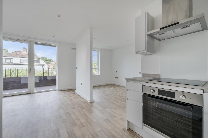 Images for Grovelands Road, Reading, Berkshire