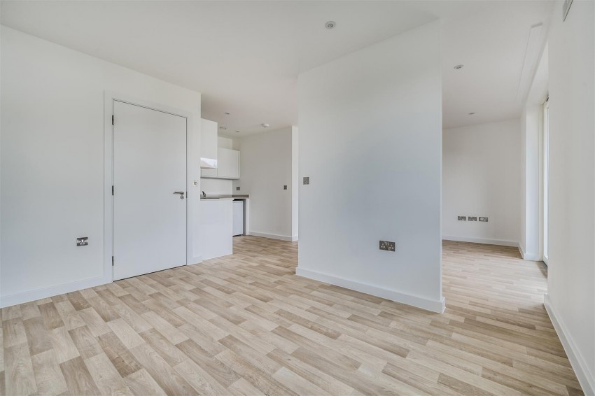 Images for Grovelands Road, Reading, Berkshire
