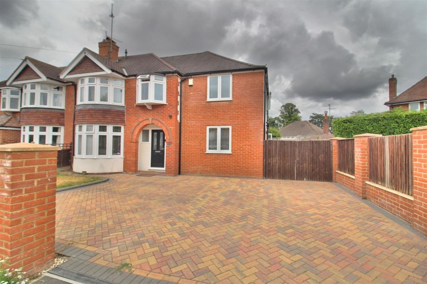 Images for Woodcote Way, Caversham, Reading