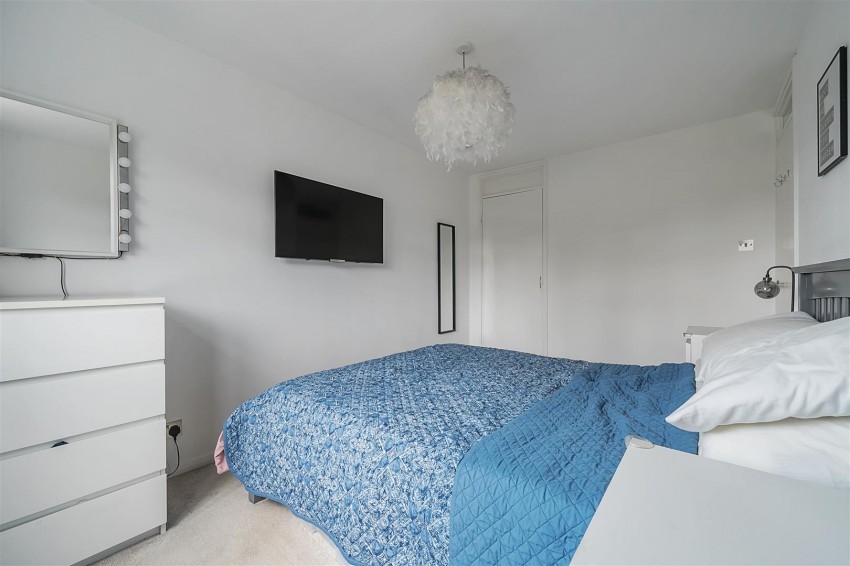 Images for Caleta Close, Caversham, Reading