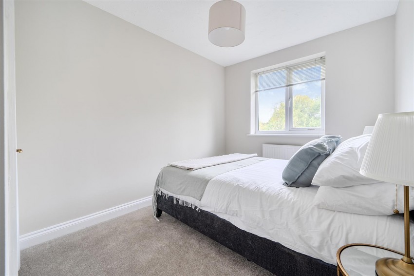Images for Heron Island, Caversham, Reading