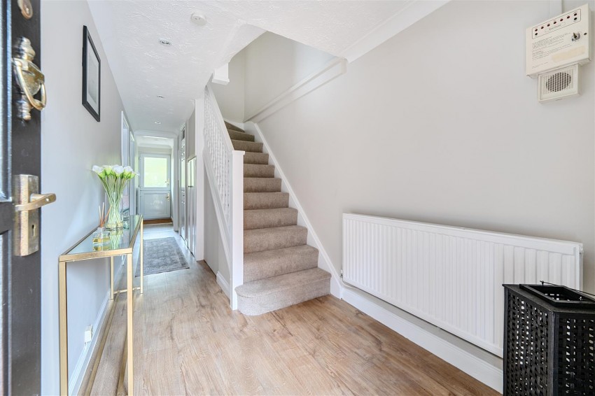 Images for Heron Island, Caversham, Reading