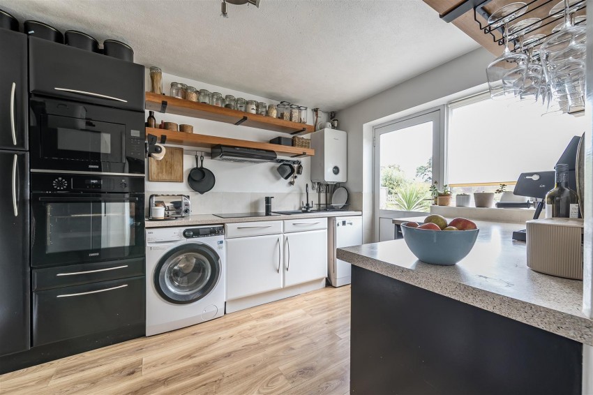 Images for Sandcroft Road, Caversham, Reading