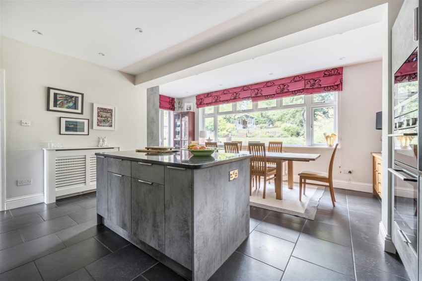 Images for Hemdean Rise, Caversham, Reading