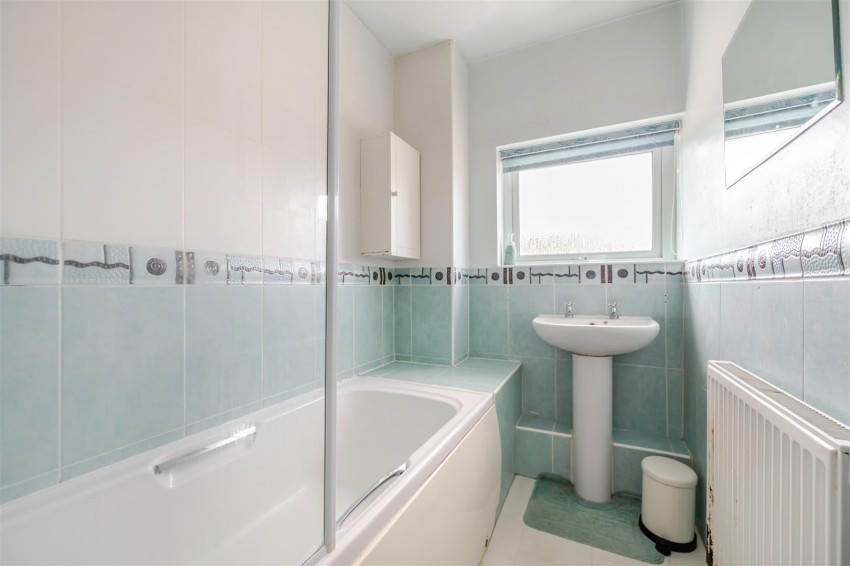 Images for Wedgewood Way, Tilehurst, Reading