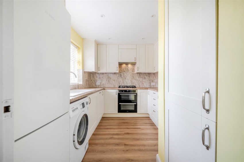 Images for Wedgewood Way, Tilehurst, Reading