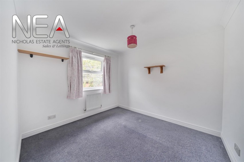 Images for Rhigos, Emmer Green, Reading