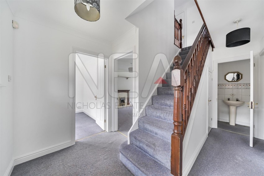 Images for Rhigos, Emmer Green, Reading