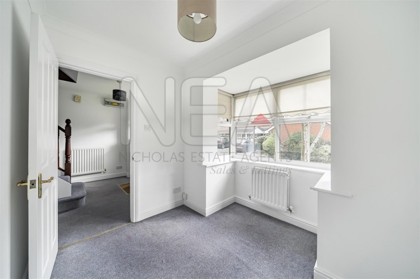 Images for Rhigos, Emmer Green, Reading