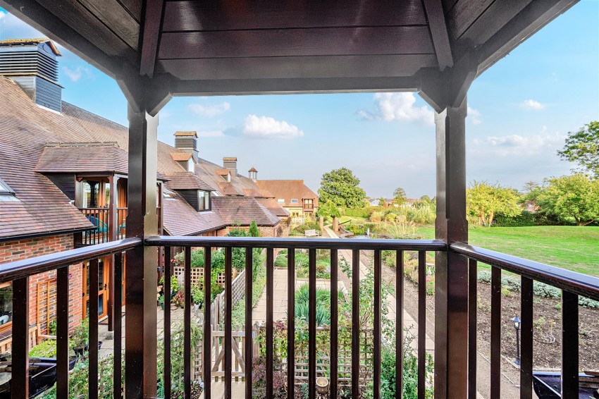 Images for Lyefield Court, Emmer Green, Reading