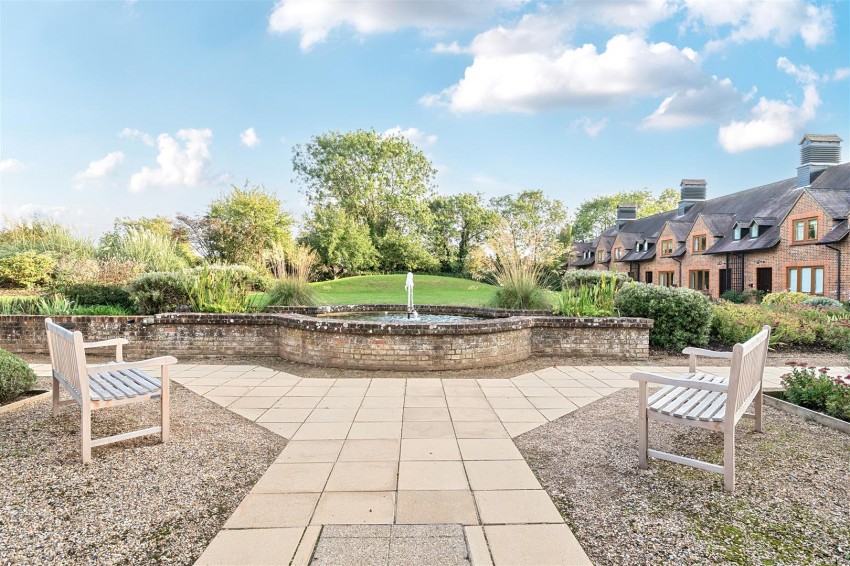 Images for Lyefield Court, Emmer Green, Reading