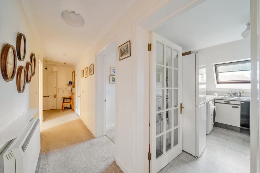 Images for Lyefield Court, Emmer Green, Reading