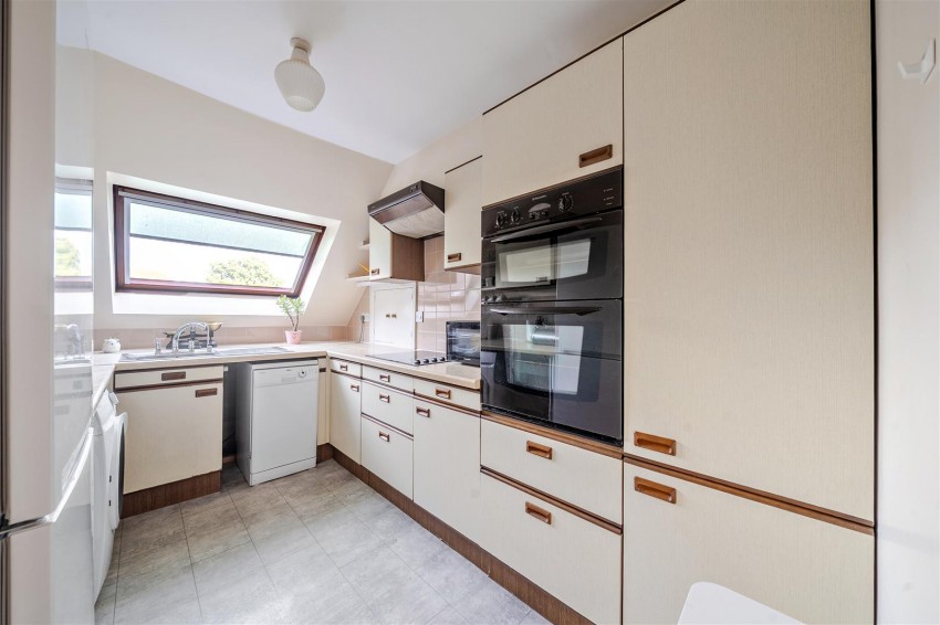 Images for Lyefield Court, Emmer Green, Reading