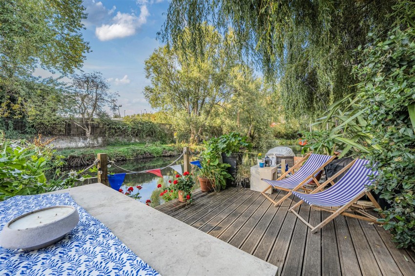 Images for Elgar Road, Reading, Berkshire