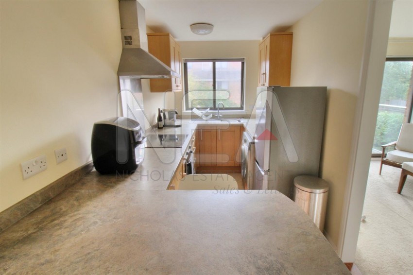 Images for Cardinal Close, Caversham, Reading