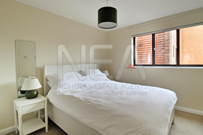 Images for Cardinal Close, Caversham, Reading