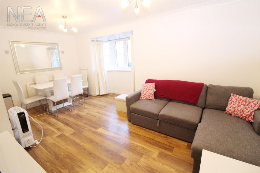 Images for Simmonds Street, Holybrook, Reading