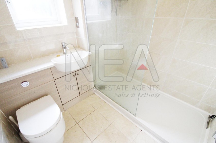 Images for Simmonds Street, Holybrook, Reading