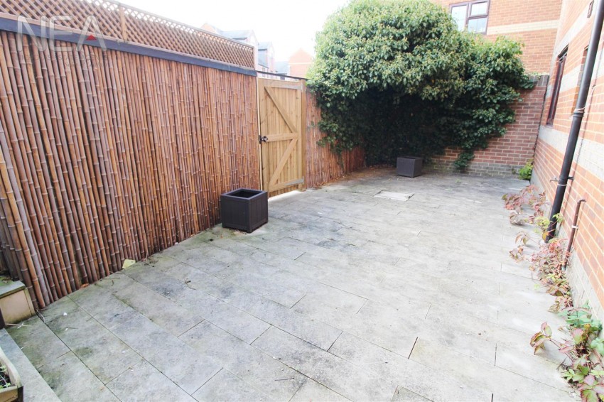 Images for Simmonds Street, Holybrook, Reading