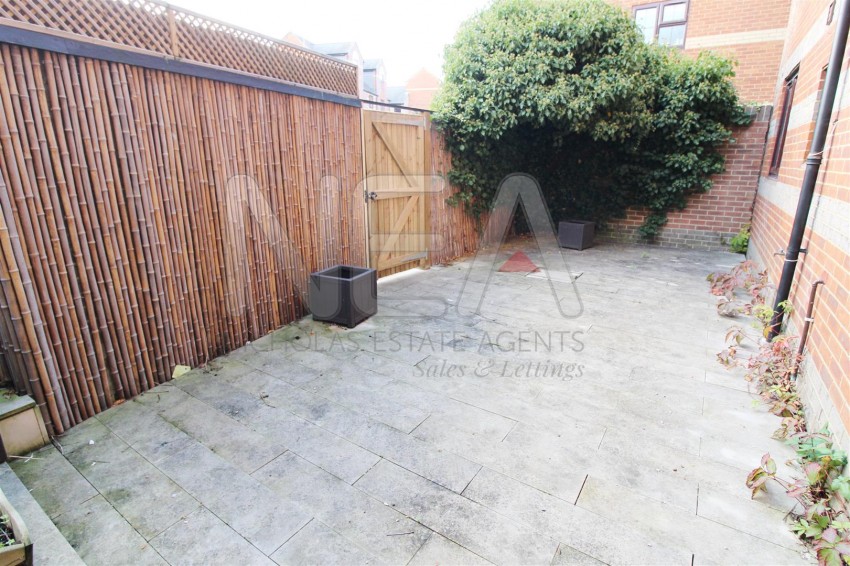 Images for Simmonds Street, Holybrook, Reading