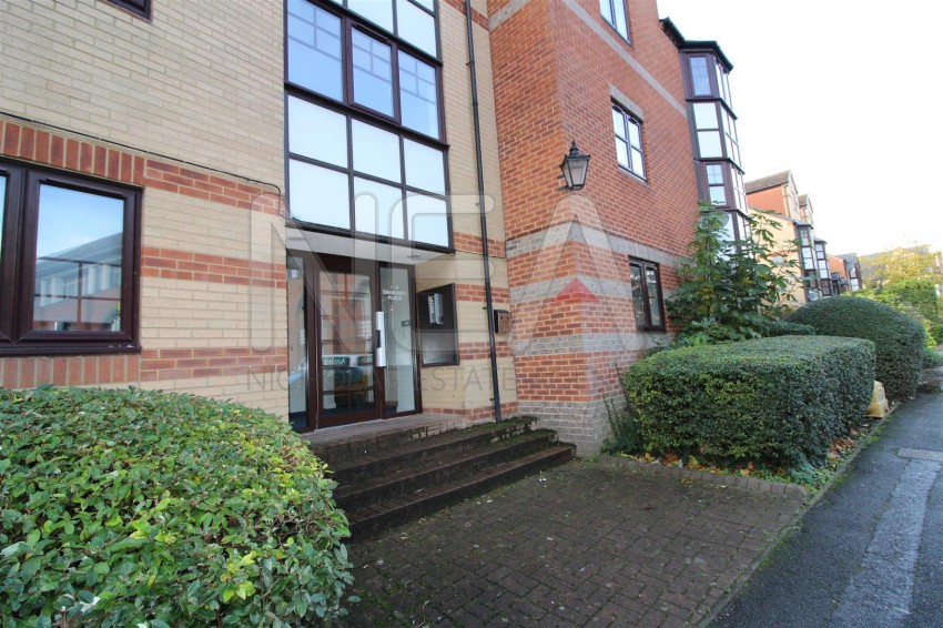 Images for Simmonds Street, Holybrook, Reading