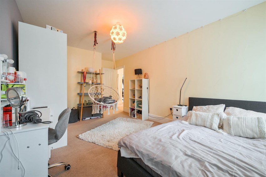 Images for Charlotte Close, Caversham, Reading