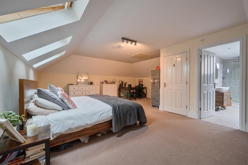 Images for Charlotte Close, Caversham, Reading