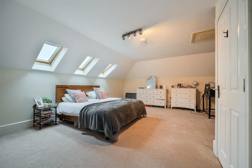 Images for Charlotte Close, Caversham, Reading