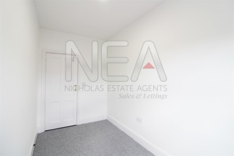 View Full Details for Priory Avenue, Caversham, Reading