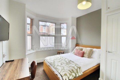 View Full Details for Ormsby Street, Reading