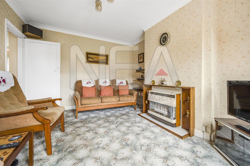 Images for Gosbrook Road, Caversham, Reading