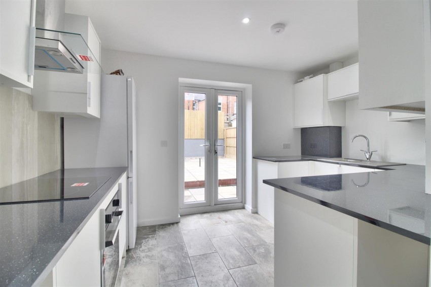 Images for Norfolk Road, West Reading