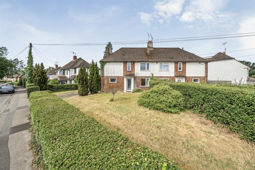 Images for Buckingham Drive, Emmer Green, Reading