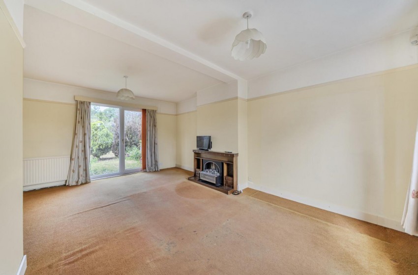 Images for Buckingham Drive, Emmer Green, Reading