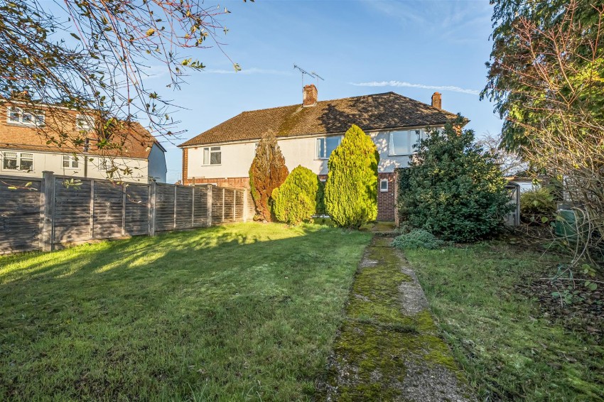 Images for Buckingham Drive, Emmer Green, Reading