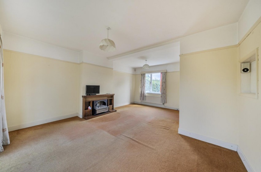 Images for Buckingham Drive, Emmer Green, Reading