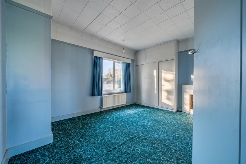 Images for Buckingham Drive, Emmer Green, Reading