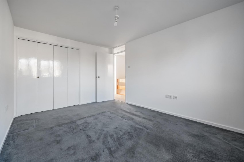 Images for Highbridge Close, Caversham, Reading