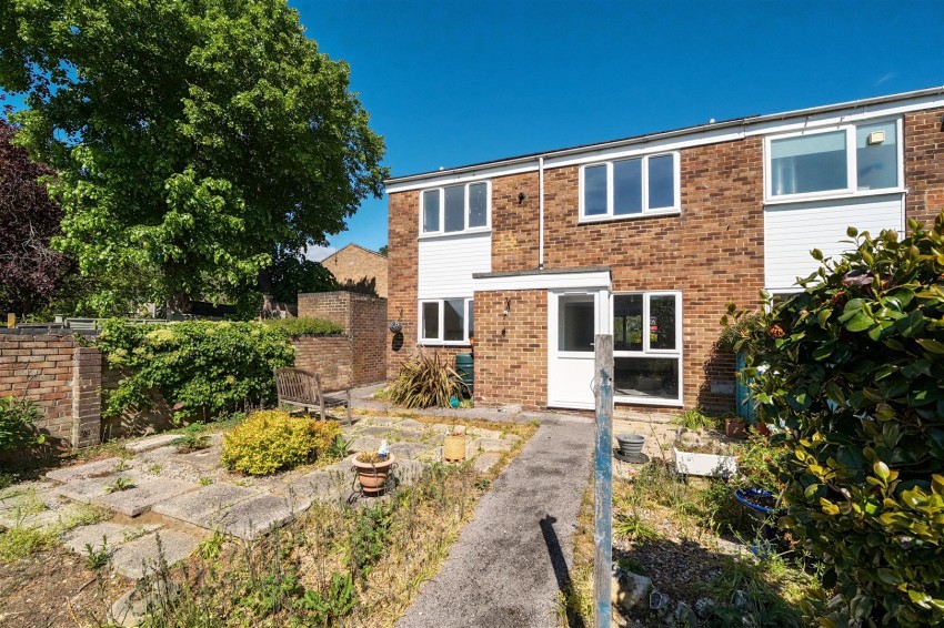 Images for Highbridge Close, Caversham, Reading