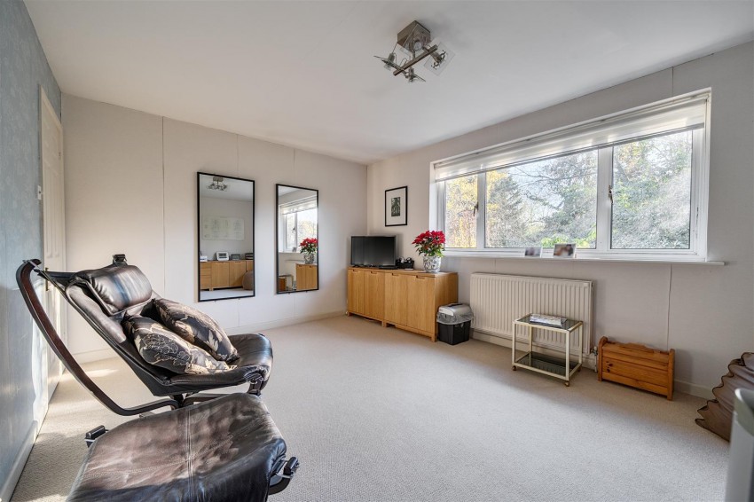 Images for Coopers Pightle, Kidmore End, Reading