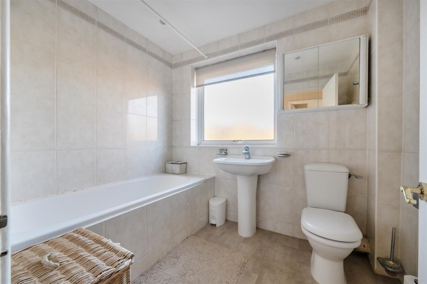 Images for Coopers Pightle, Kidmore End, Reading