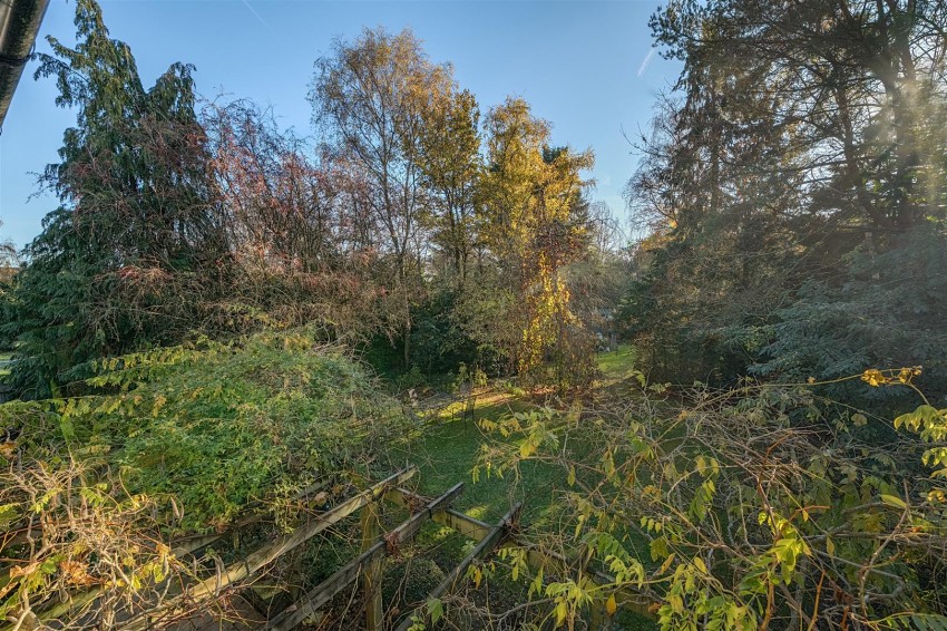 Images for Coopers Pightle, Kidmore End, Reading