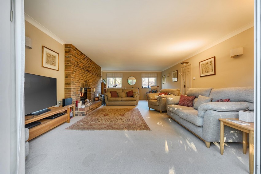 Images for Coopers Pightle, Kidmore End, Reading