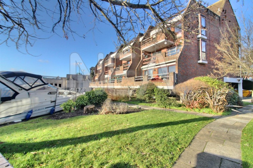 Images for Riverside Court, Caversham, Reading