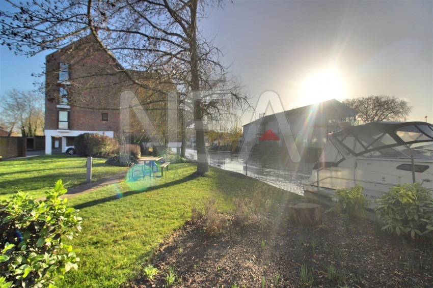 Images for Riverside Court, Caversham, Reading