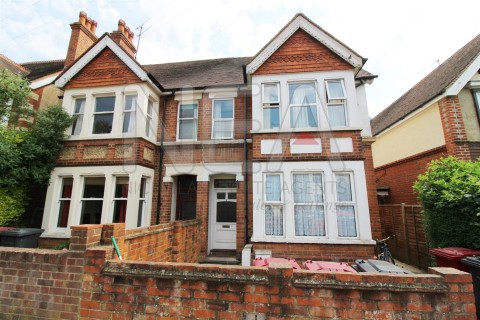 View Full Details for St. Annes Road, Caversham, Reading