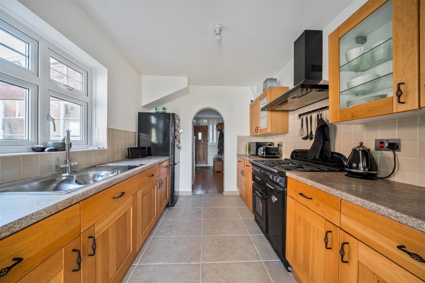 Images for Mayfield Drive, Caversham, Reading